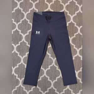 NWT Women's S Under Armour Capri Compression Leggings